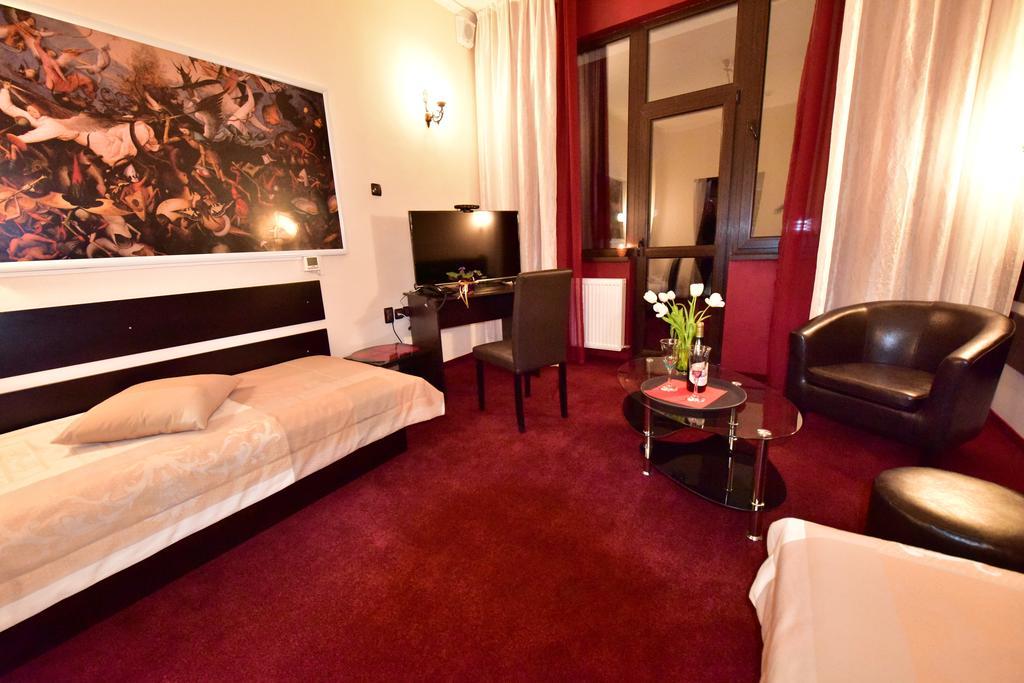 Boutique Hotel Lyulyak สตาโรซากอร์สกี บานี ห้อง รูปภาพ