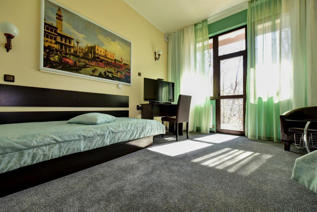 Boutique Hotel Lyulyak สตาโรซากอร์สกี บานี ห้อง รูปภาพ